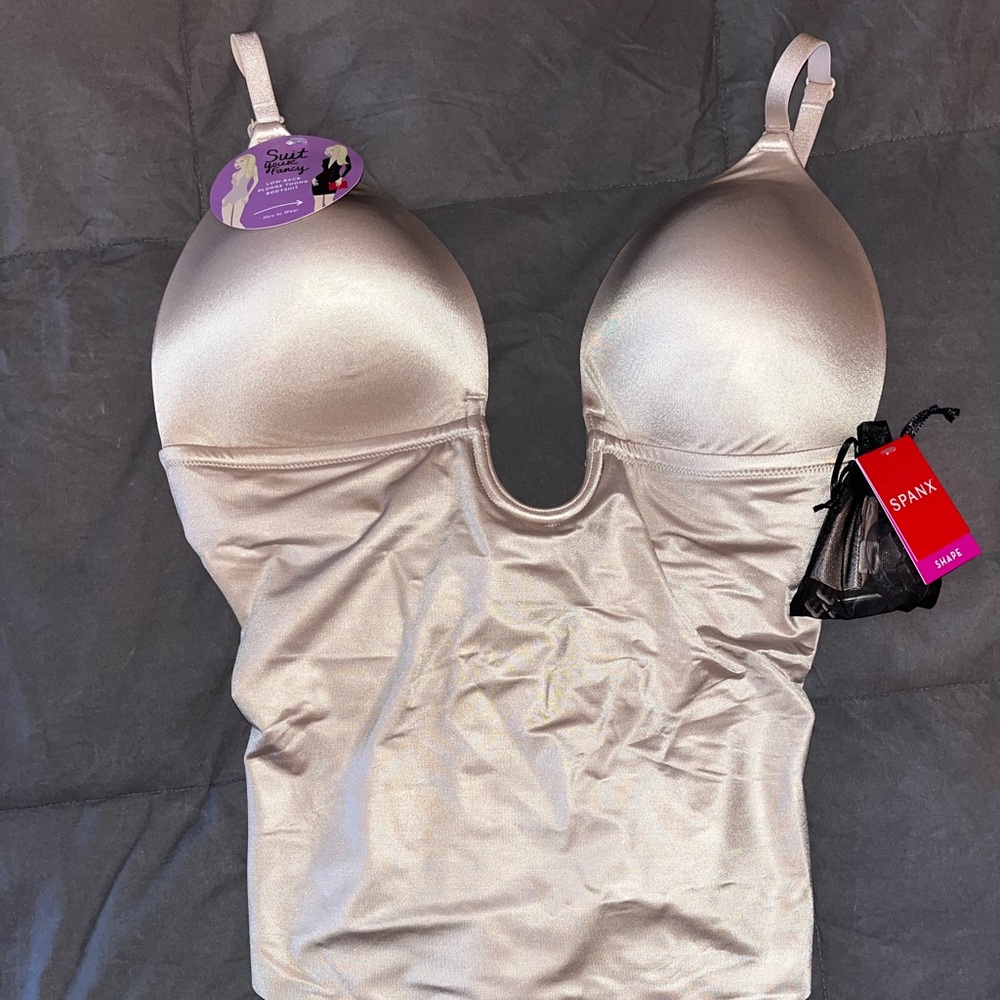 Brand new with tags Spanx low back tong shapewear.